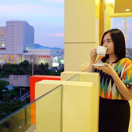 Big Fish Hotel Manado Ngoại thất bức ảnh