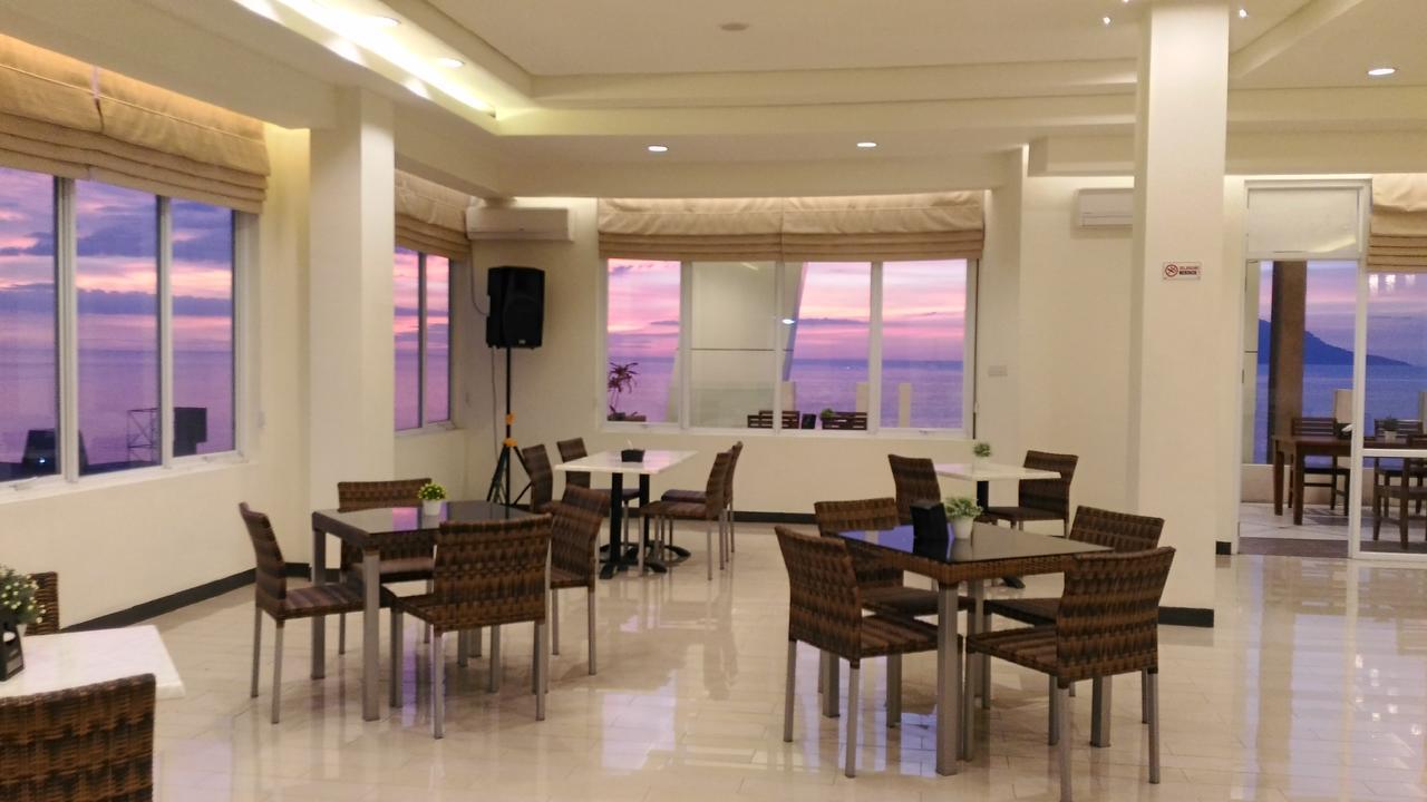 Big Fish Hotel Manado Ngoại thất bức ảnh