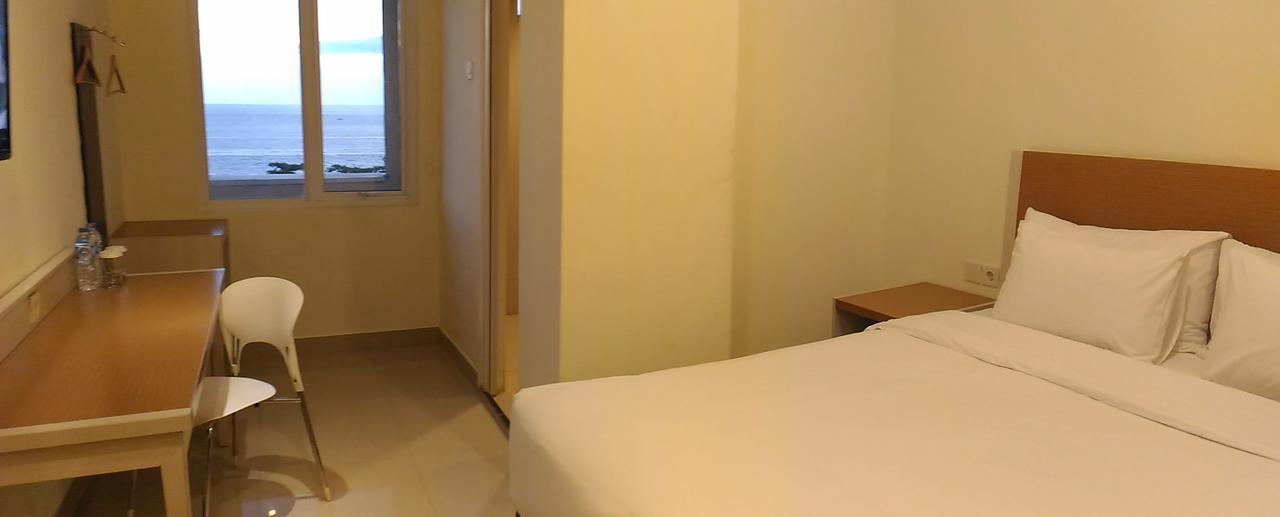 Big Fish Hotel Manado Ngoại thất bức ảnh