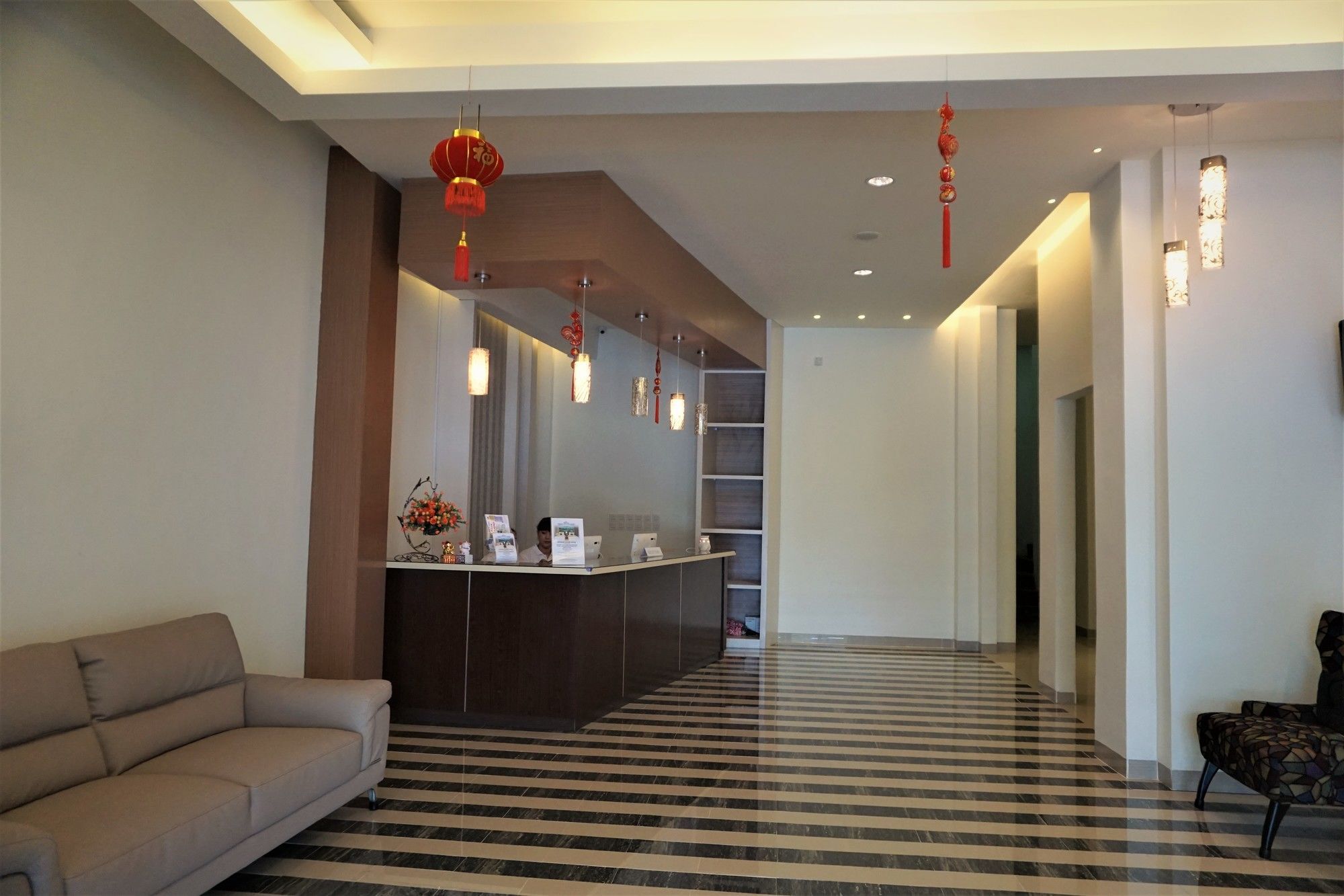 Big Fish Hotel Manado Ngoại thất bức ảnh