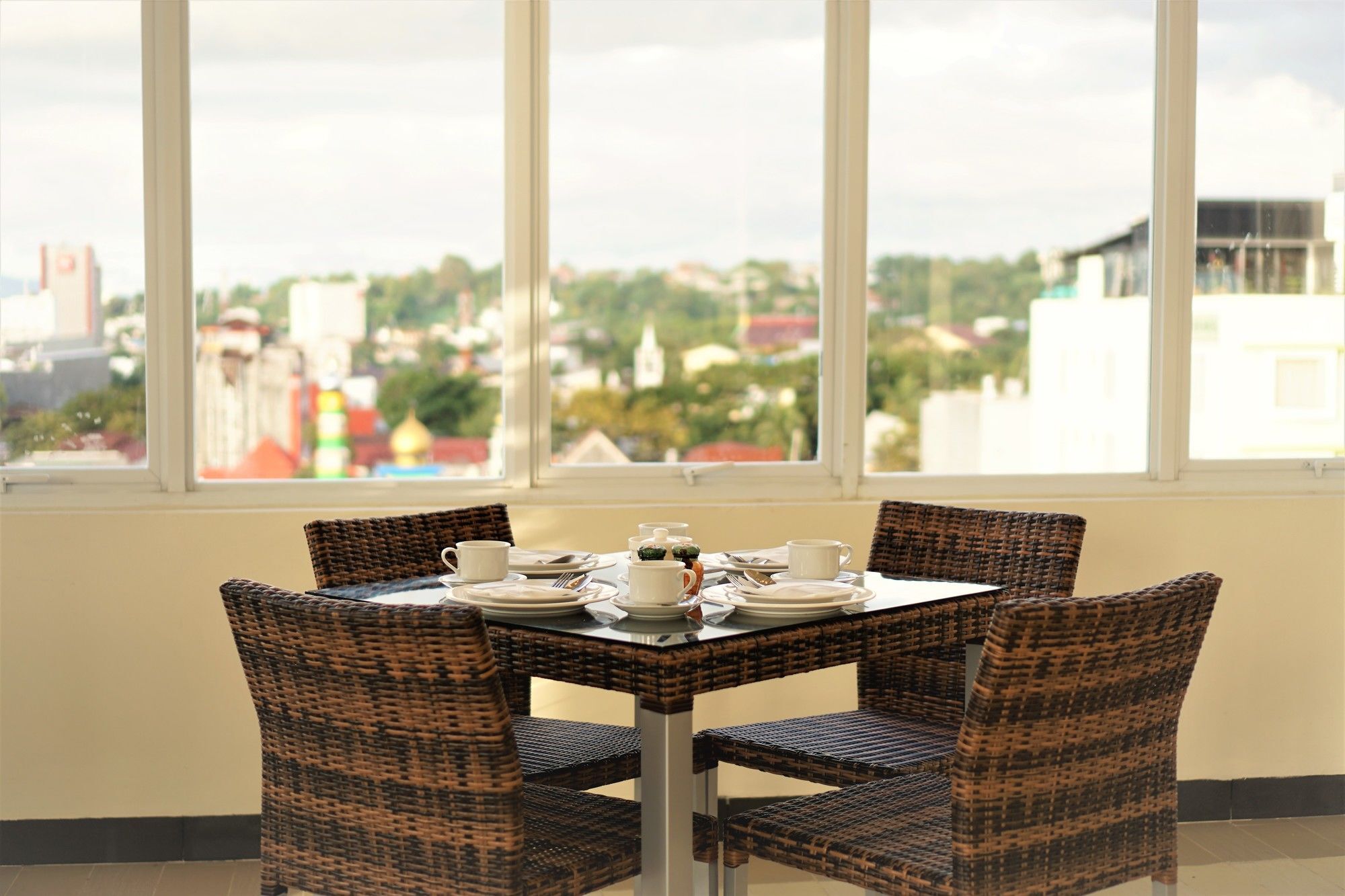 Big Fish Hotel Manado Ngoại thất bức ảnh