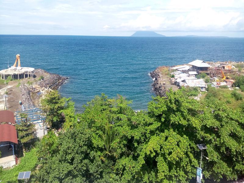 Big Fish Hotel Manado Ngoại thất bức ảnh
