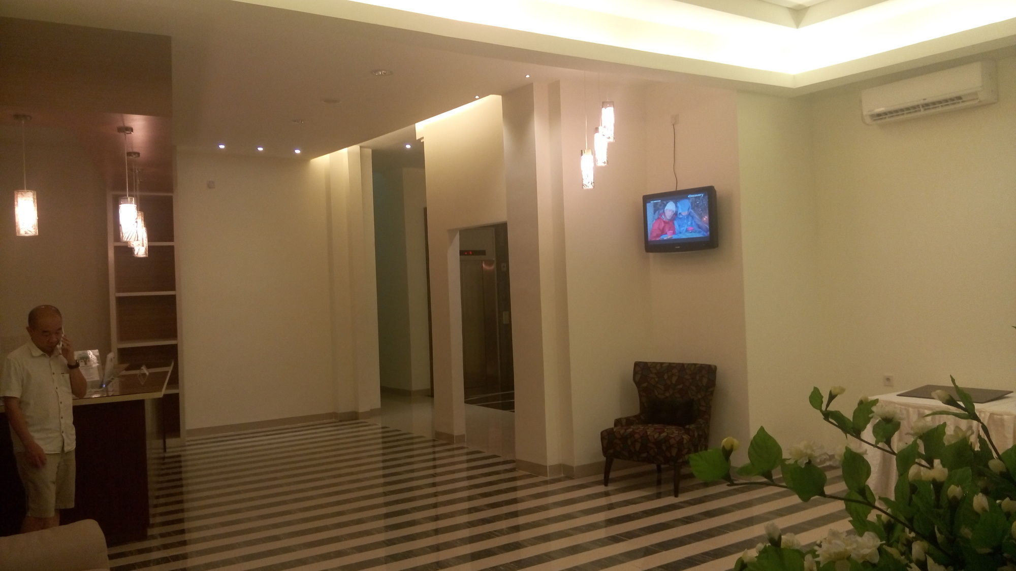 Big Fish Hotel Manado Ngoại thất bức ảnh
