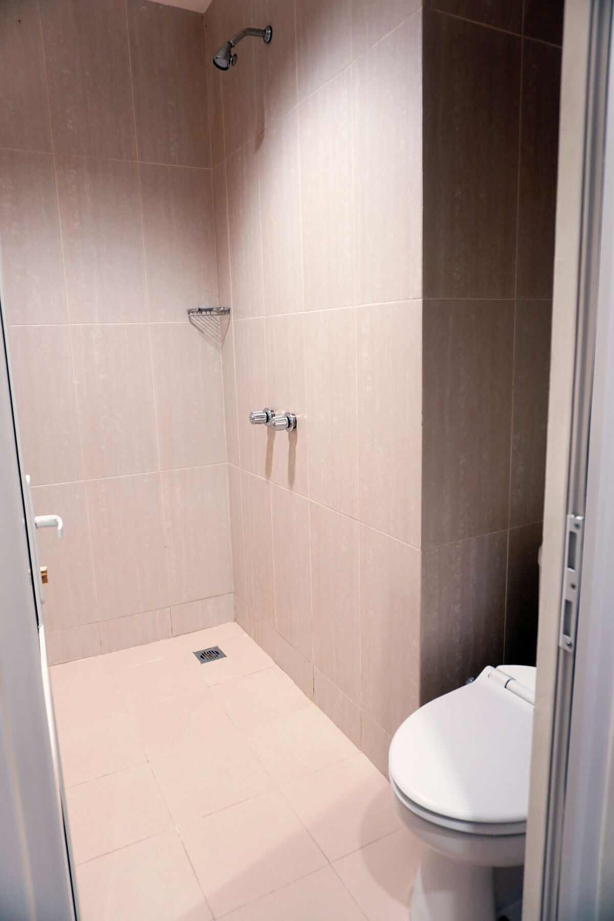 Big Fish Hotel Manado Ngoại thất bức ảnh
